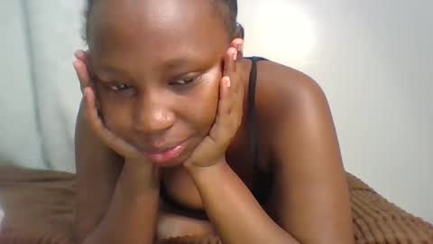 glossybae online show from September 18, 6:56 pm