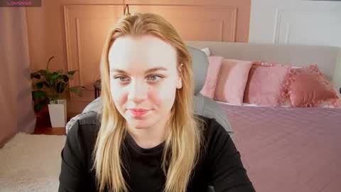 Margo online show from April 14, 1:31 am