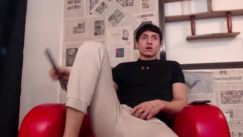 steven online show from December 5, 1:42 pm