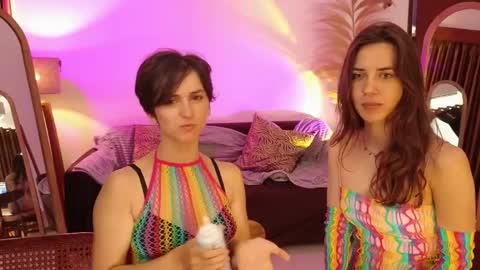   330 UTC2 girls   online show from May 10, 4:08 am