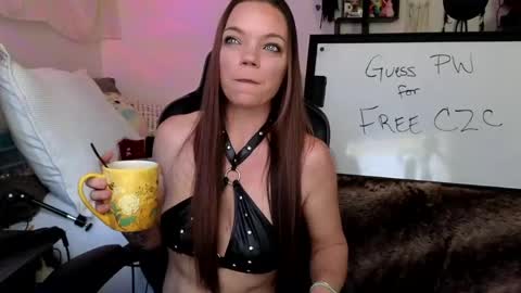 Patricia Mars           Goddess of Mars twitter thegoddessmindy online show from March 19, 3:06 pm