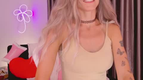 Katarina online show from July 9, 1:37 pm