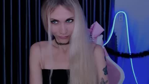 Katarina online show from January 8, 1:28 pm