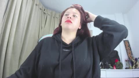 Goddess Jessica and slave Roger online show from November 10, 4:59 am