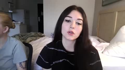 Goddess Raven online show from September 11, 4:30 pm