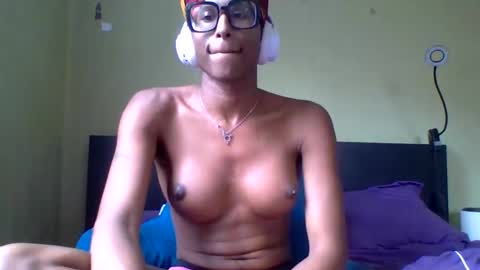 goddexx_kii online show from November 9, 6:32 pm