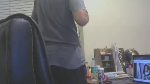 godzilla_inside online show from February 9, 8:32 am