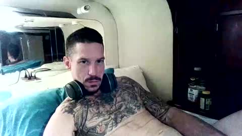 goinwild8900 online show from December 11, 12:44 pm