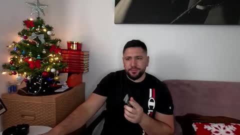 gold_alpha_boy online show from December 4, 12:05 pm