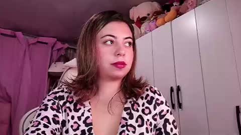 golden_gingerkitty online show from July 1, 1:47 am
