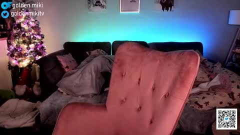 Shy in the streets but a freak in the sheets online show from December 29, 4:16 am