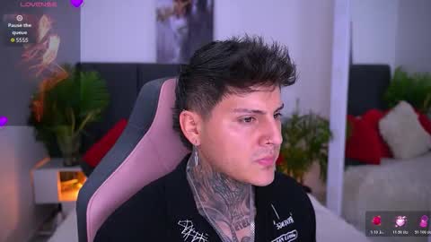 goldenatlasx online show from March 6, 9:25 pm