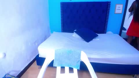 goldenn_ass1 online show from December 2, 12:31 am