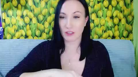 goldmoonn online show from March 14, 5:17 pm