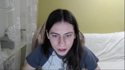 Elizabeth Effie online show from January 6, 6:01 pm