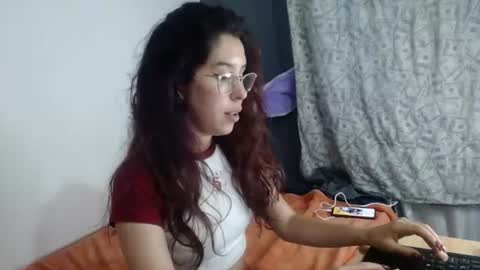 good_vibes4 online show from July 18, 10:34 pm
