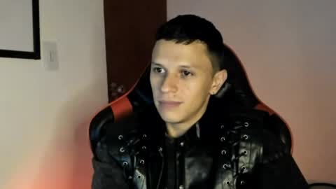 goodboy69i online show from April 17, 11:18 pm