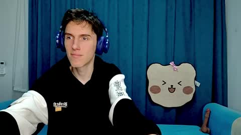 Luca online show from April 21, 3:52 pm