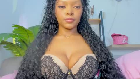 Dominique online show from February 21, 2:06 am