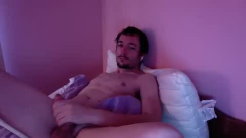 Snapshot of gooner4life88 chatting on September 29, 8:52 pm gooner4life88 online show from September 29, 8:52 pm