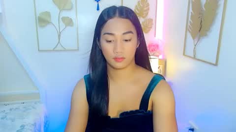 Snapshot of gorgeous_niicole chatting on October 22, 5:03 pm gorgeous_niicole online show from October 22, 5:03 pm