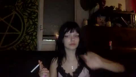 gothicangel333 online show from April 12, 1:53 am
