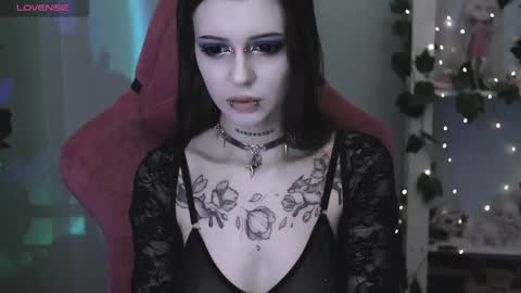 V online show from April 9, 1:53 am