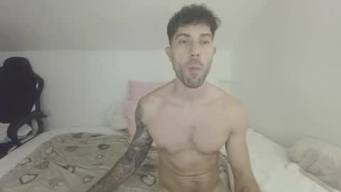 gottalovelatinas online show from May 22, 12:23 pm