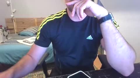 goura2000 online show from April 18, 7:18 pm