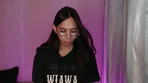 HoneyGrace online show from November 19, 8:35 am