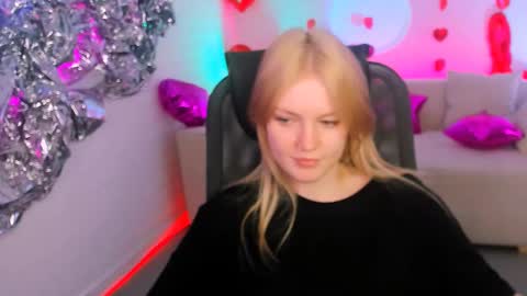 Grace Glamour online show from February 22, 8:18 am