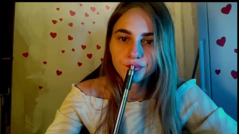 Snapshot of gracetorrezz chatting on March 10, 7:55 am gracetorrezz online show from March 10, 7:55 am