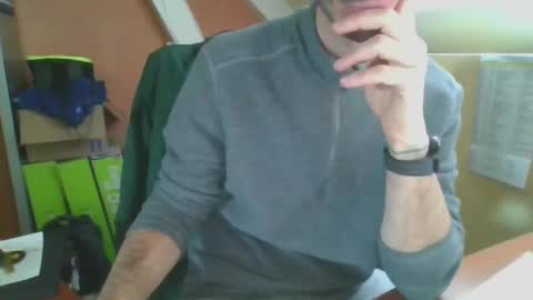 Snapshot of grandbi chatting on February 4, 2:43 pm grandbi online show from February 4, 2:43 pm