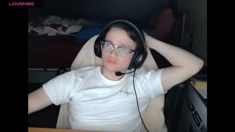 granter21 online show from March 7, 3:17 am