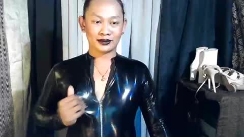 graycum69 online show from March 12, 7:46 am