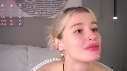 Kelly online show from February 11, 1:37 pm