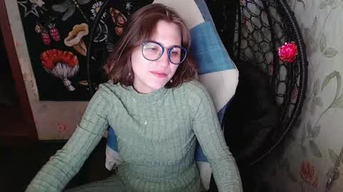 Lina online show from May 5, 6:02 pm