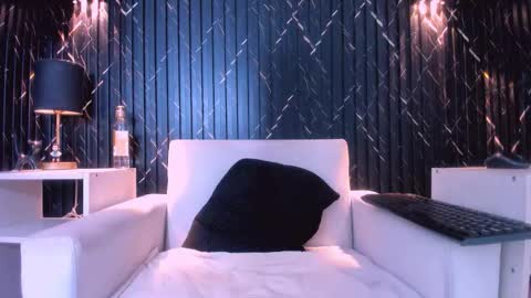 GregorySforza online show from February 12, 10:02 pm