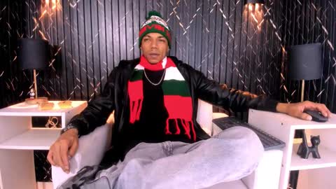 GregorySforza online show from December 4, 7:02 pm