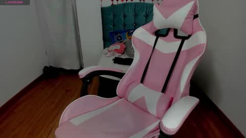 greicy_rouse online show from February 21, 11:54 pm