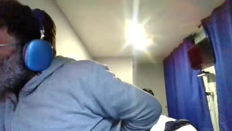 griegozorbatos online show from April 16, 2:44 am