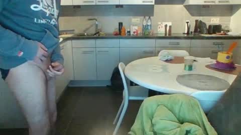 Snapshot of griesie chatting on February 27, 11:59 pm Griesie online show from February 27, 11:59 pm