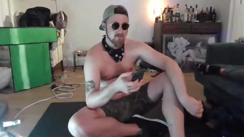 Alpha pup online show from January 29, 2:40 am