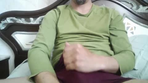 guapete 21x online show from April 1, 10:05 am