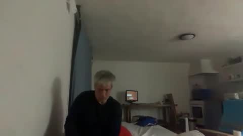 guardiannif_ online show from February 16, 6:28 pm