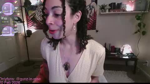 Kylie online show from February 20, 3:36 pm