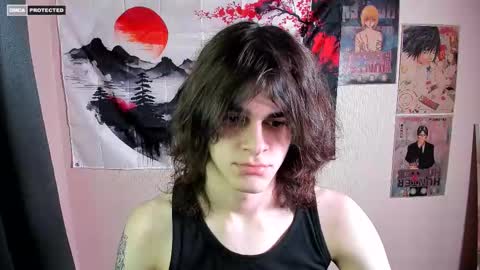 gushill_ online show from March 2, 7:56 pm