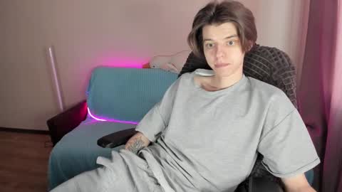 guy_liam1 online show from February 26, 2:16 pm