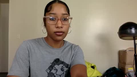 Snapshot of gyalxoxo chatting on October 3, 4:15 pm gyalxoxo online show from October 3, 4:15 pm