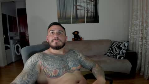 gymdominus online show from May 31, 6:09 pm
